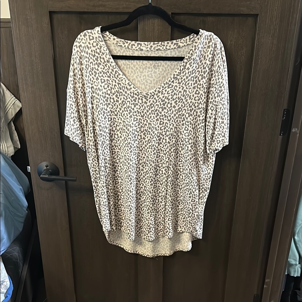American Eagle Outfitters White Oversized Blouse